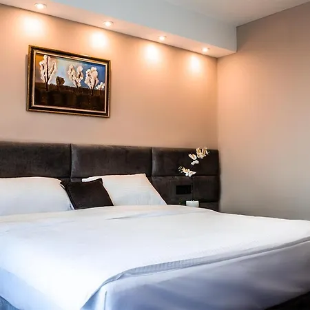 Hotel New Garni Filia Nova Pazova